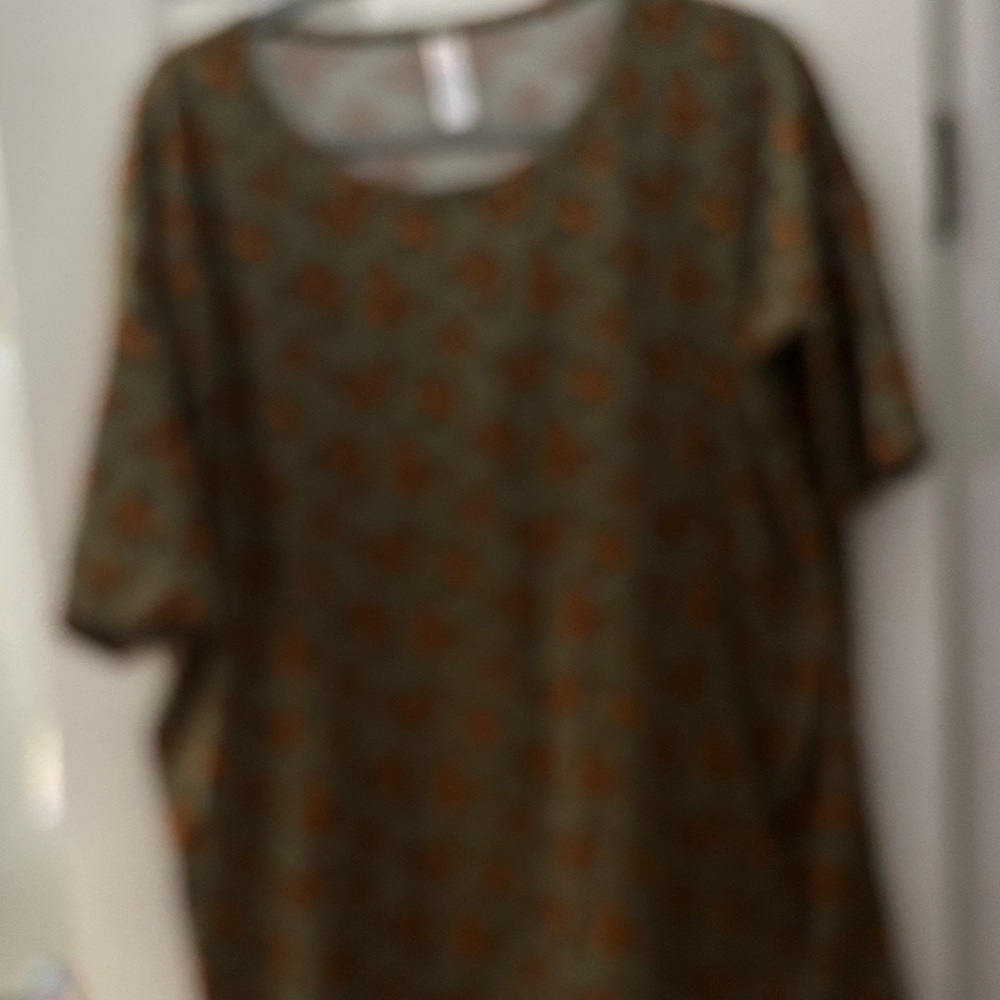 LuLaRoe Olive and Orange Short Sleeve Top 95% poly 5% spandex